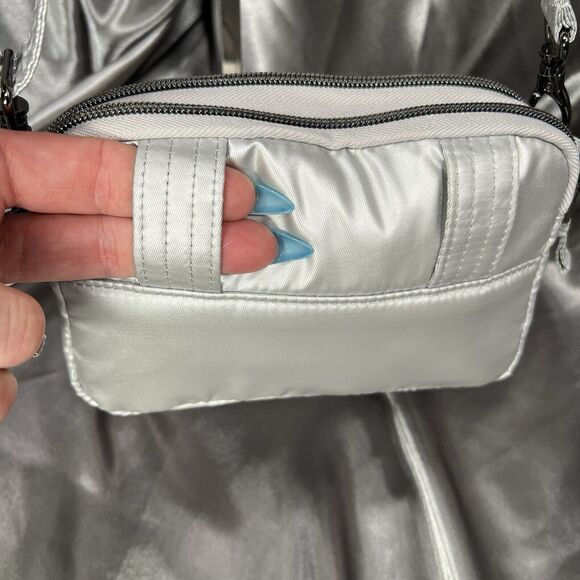 LUG Quilted Coupe SE‎ Convertible Crossbody Waist Belt Bag Purse Silver Summer - Picture 6 of 16